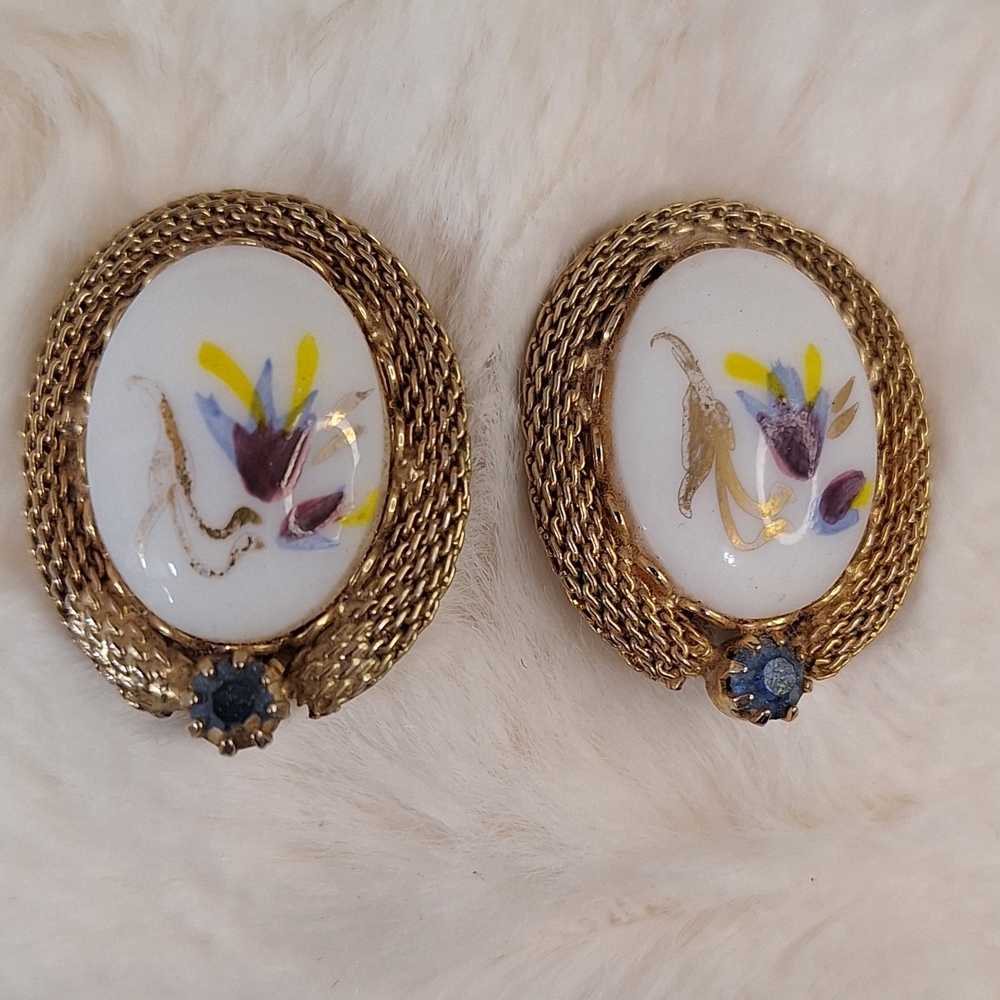 Elegant Gold and Blue Floral Earrings